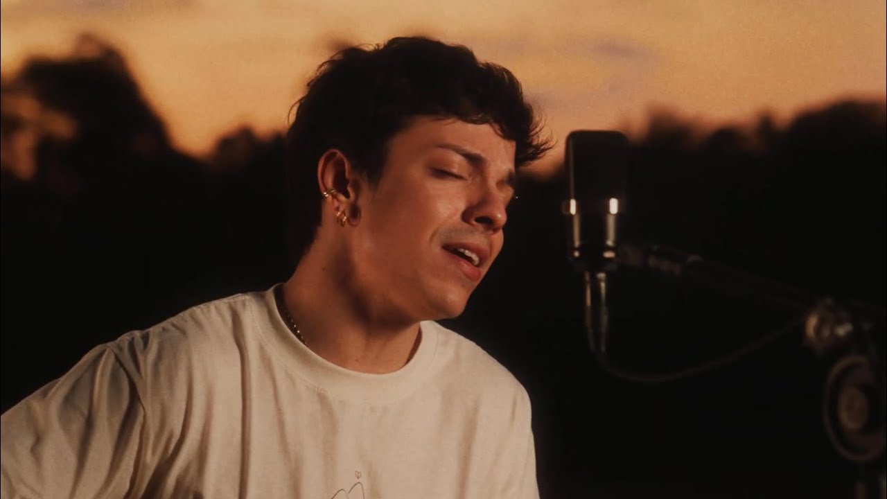 GABRIEL NANDES - N&aacute;ufrago (Live Ac&uacute;stico) 