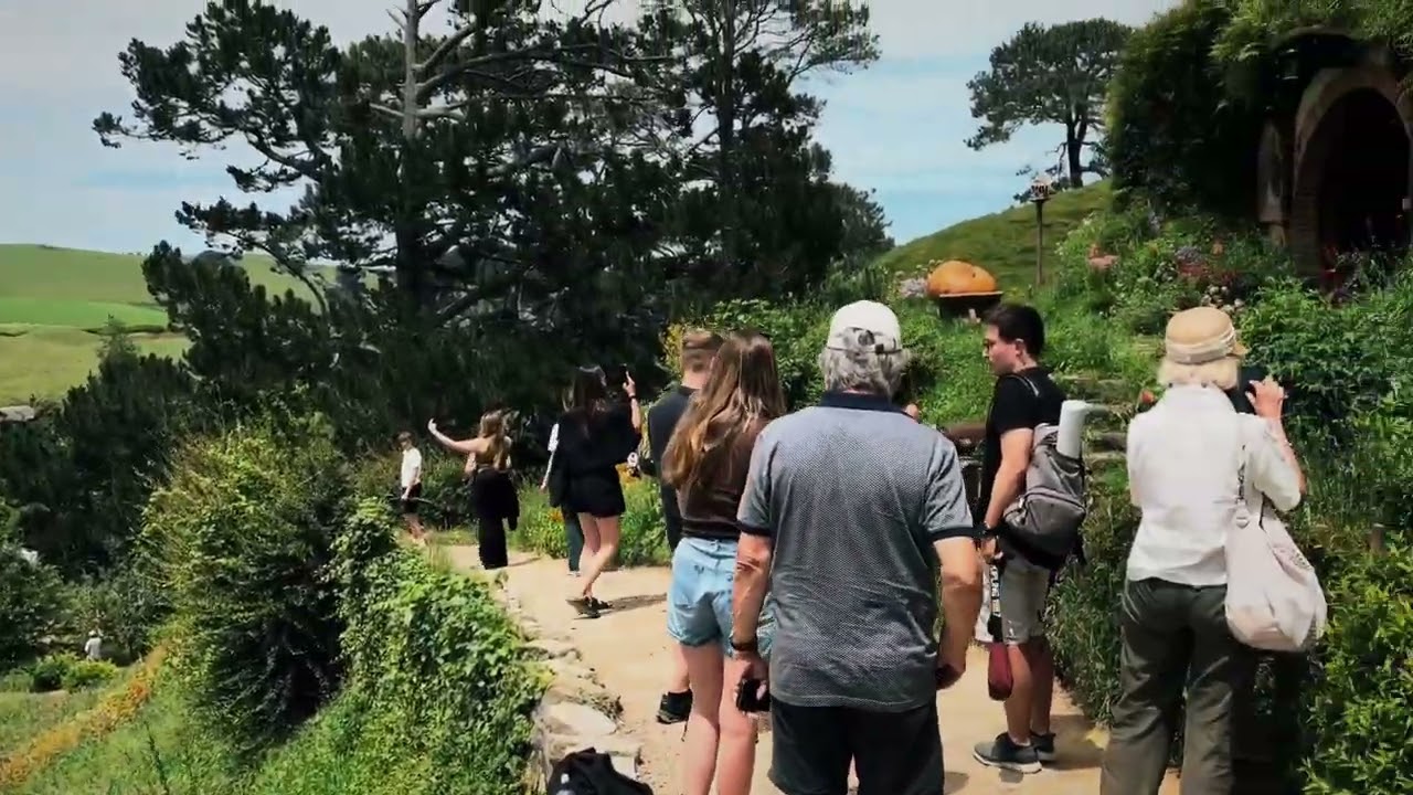 Hobbiton Visit - the Home of the Lord of the Rings and Hobbiton