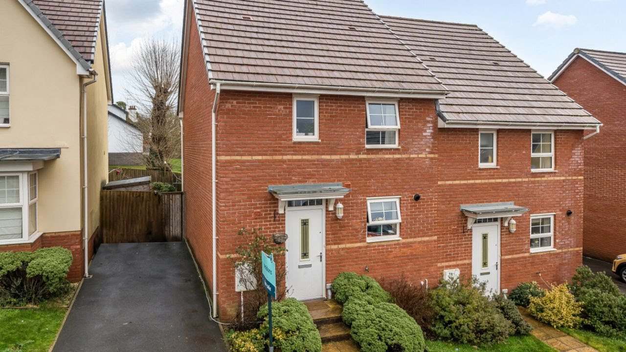 36 Greystone Walk, Cullompton