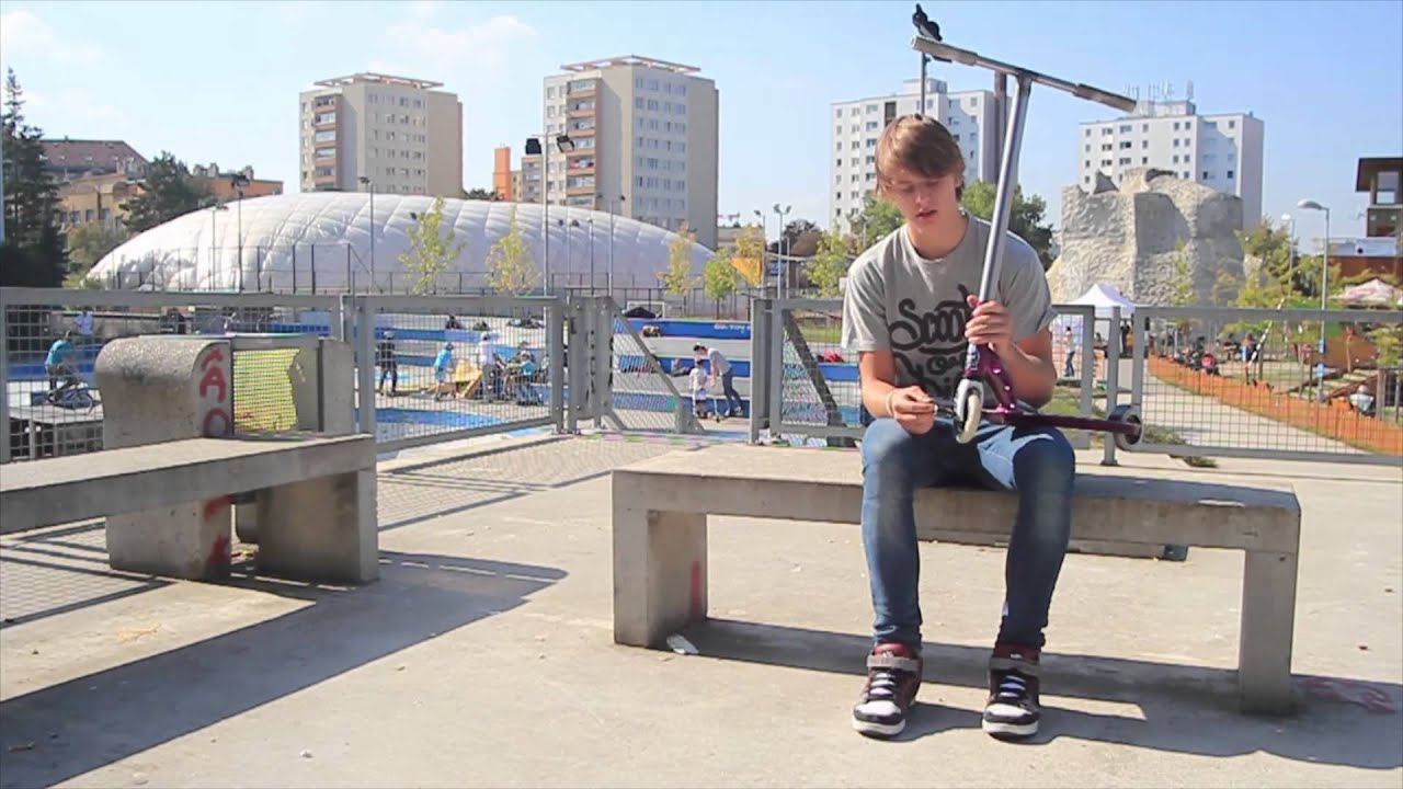 Petr Machacek scooter check