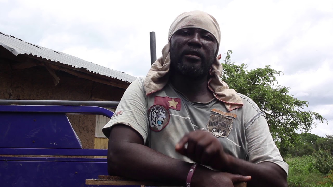 Wisdom Madugu, beekeeper in Liati Wote, Ghana