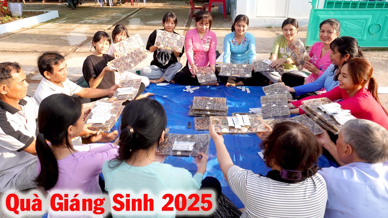 Quà Giáng Sinh 2025 Đầy Áp Ngọt Ngào dành cho Cả Nhóm