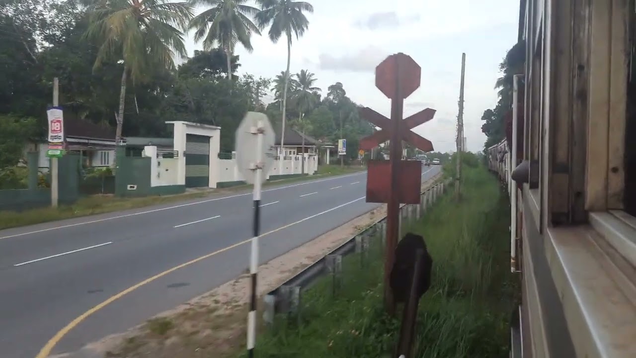 Kelani Valley line train travelling - Watareka to Padukka - Full Journey Video