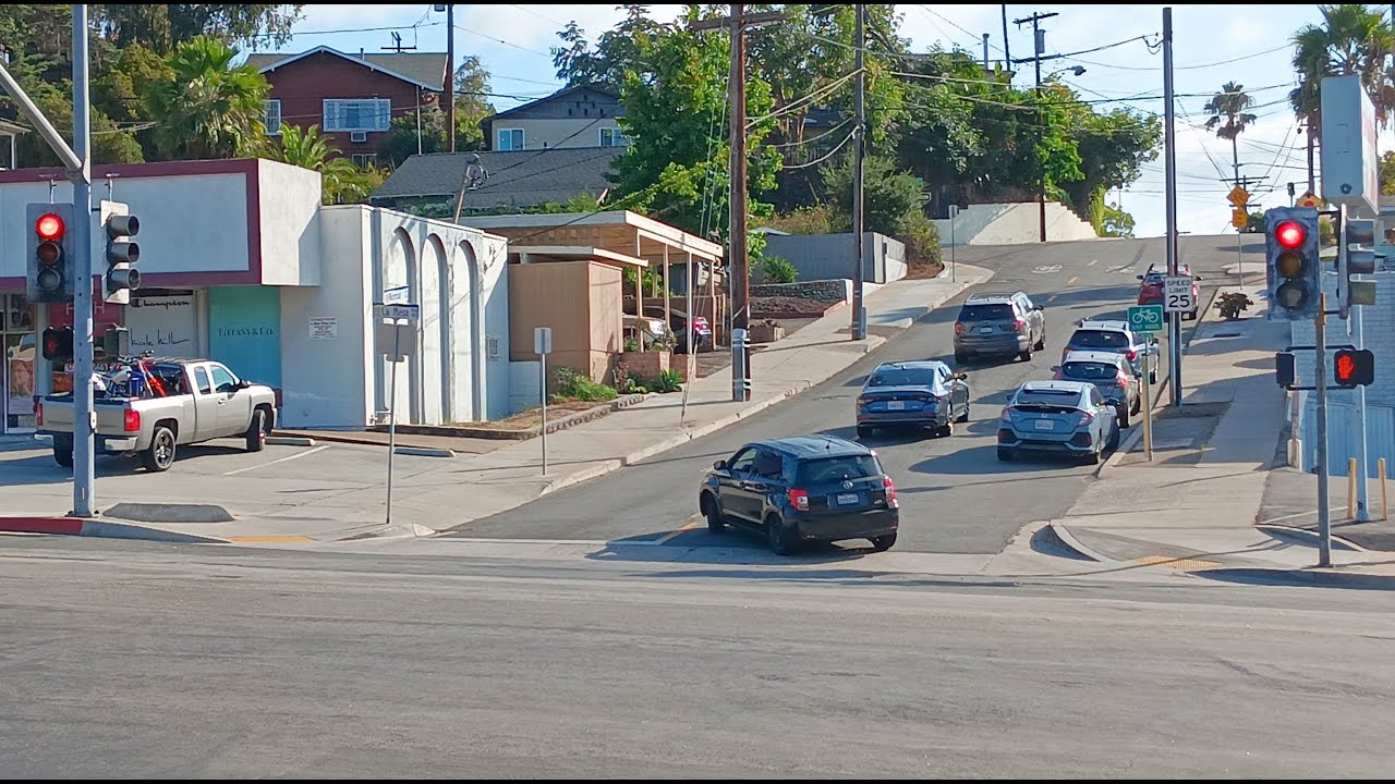 Old Econolite Bullseye Traffic Lights & New McCain Countdown Ped Lights (La Mesa Blvd & Normal Ave)