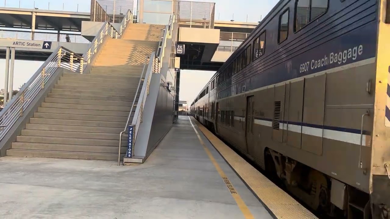 Amtrak cab car 6907 leads Amtrak 581 with cdtx 2112 at Anaheim train station on 12/21/25
