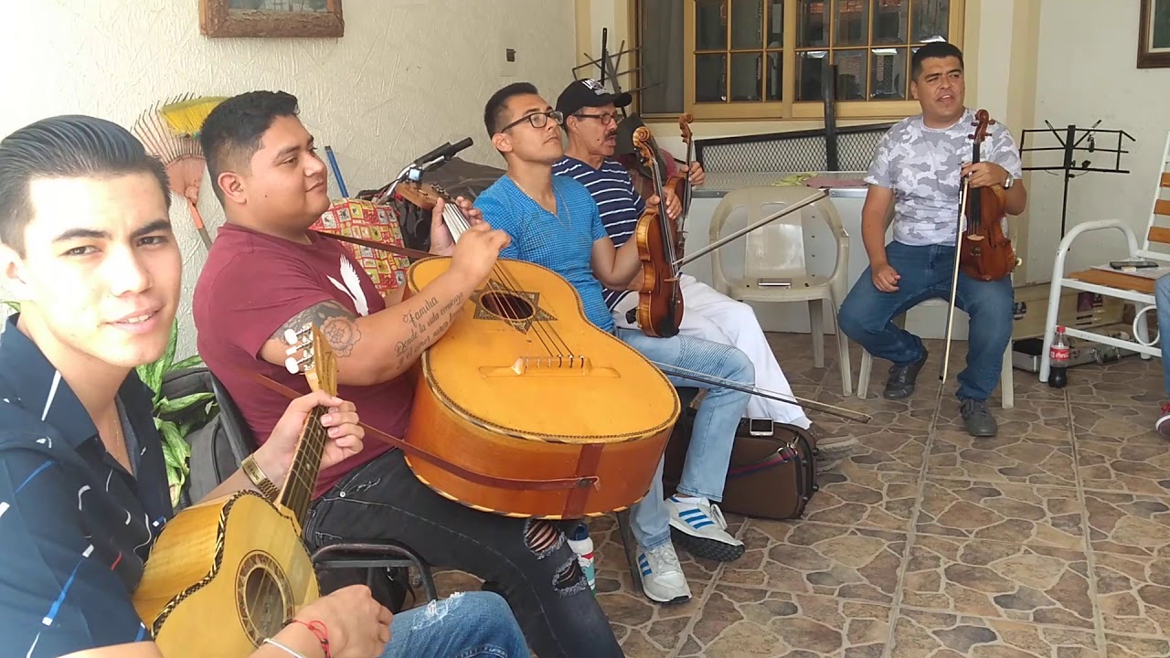 El Cihualteco-Mariachi Nuevo Tamazula