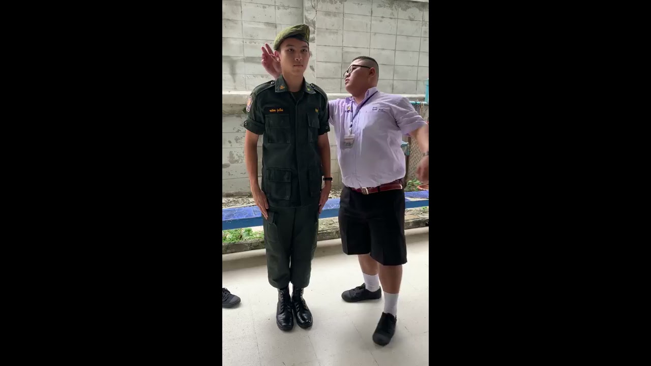 วิธีการแต่งเครื่องแบบนักศึกษาวิชาทหาร (ชุด รด.)