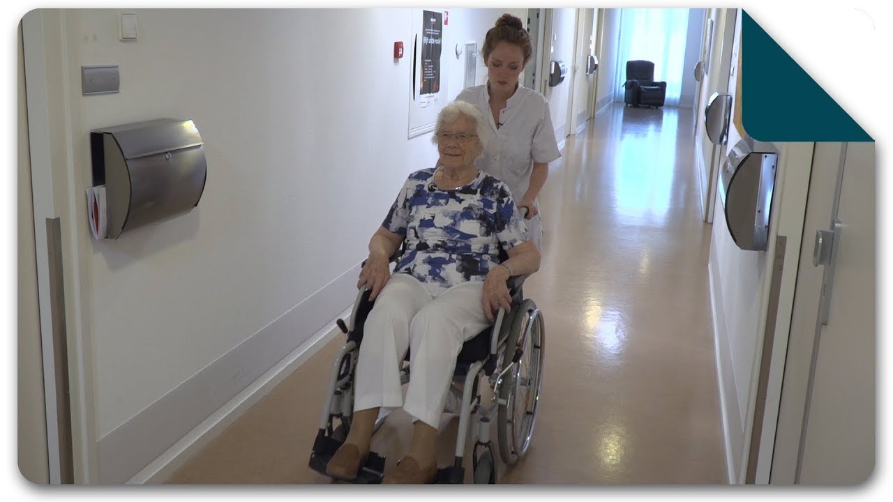 Verzorging I Verplaatsen in een rolstoel