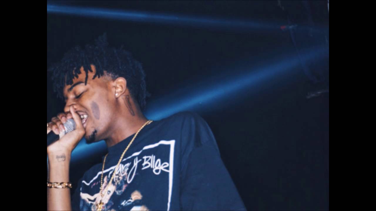 Playboi Carti & Yung Bans - 4Tspoon(Instrumental)