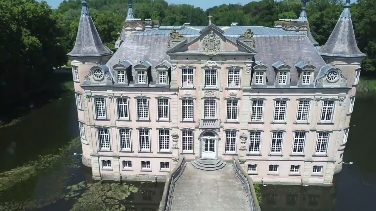 Poeke Kasteel. A small castle in Belgium, Aalter. First video montage ever. Dji Mini 3.