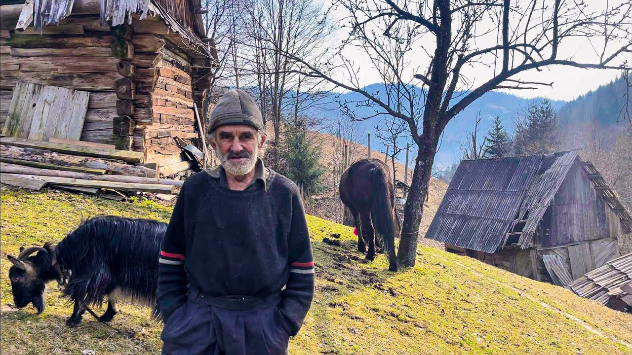 Тяжелая жизнь в горной деревне: История одинокого трудяги Василия