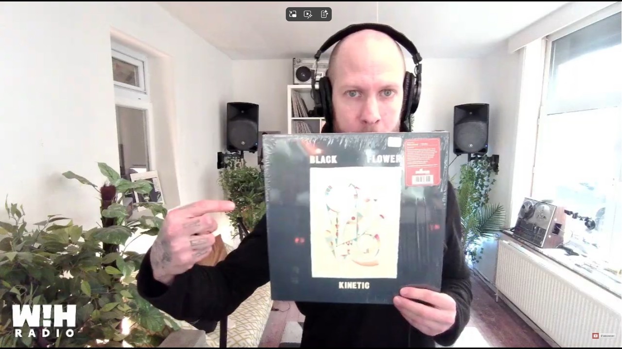 Face A Face B - session vinyle : Black Flower - Kinetic
