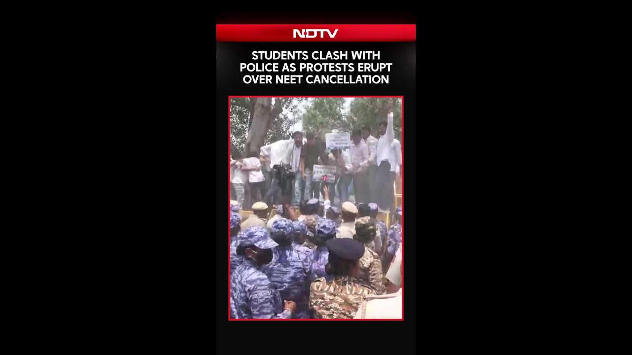 NEET Exam Cancel | Police & Students Clash As Protests Erupt Over NEET UG Cancellation