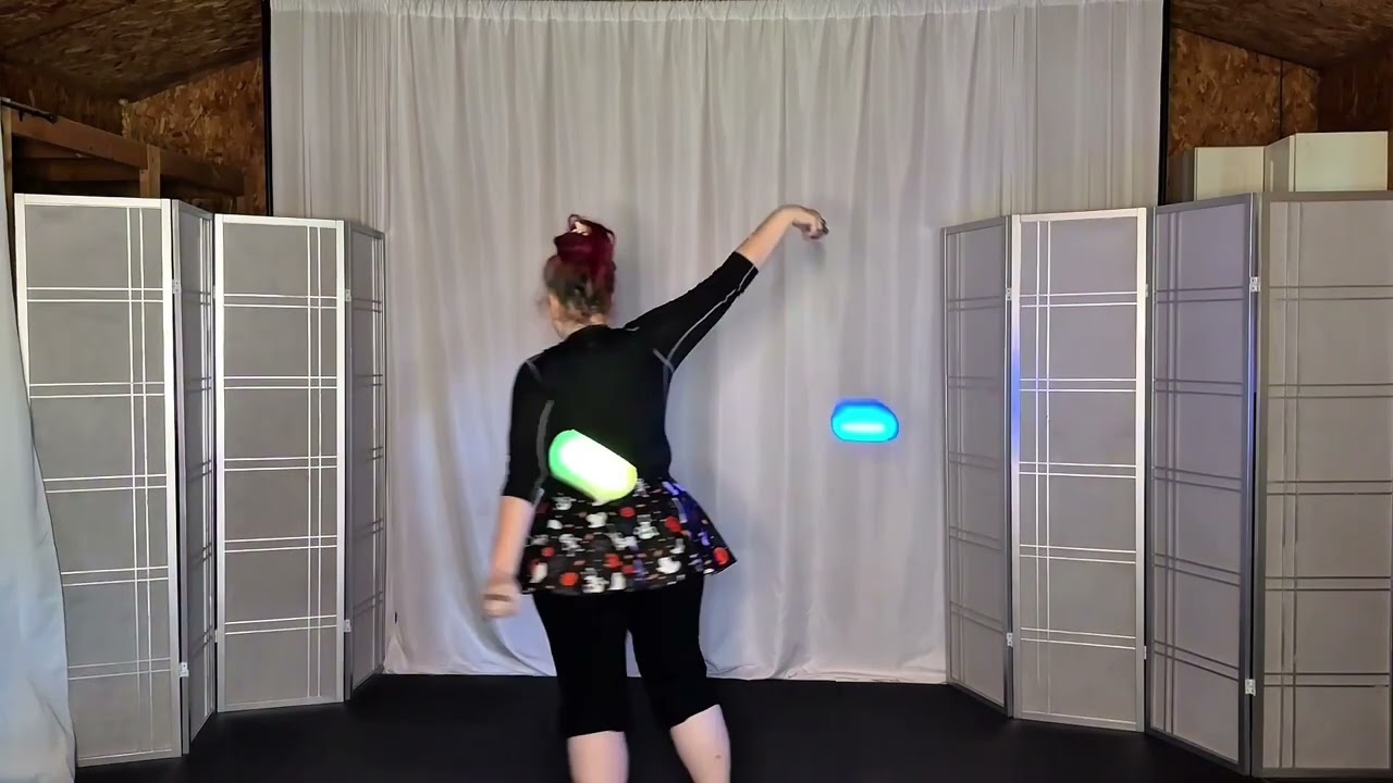 Poi Dance Day 216 How Long 20251011 TT Cut #poi #PoiSpinning #PoiDance #FlowArts #PoiTutorial  