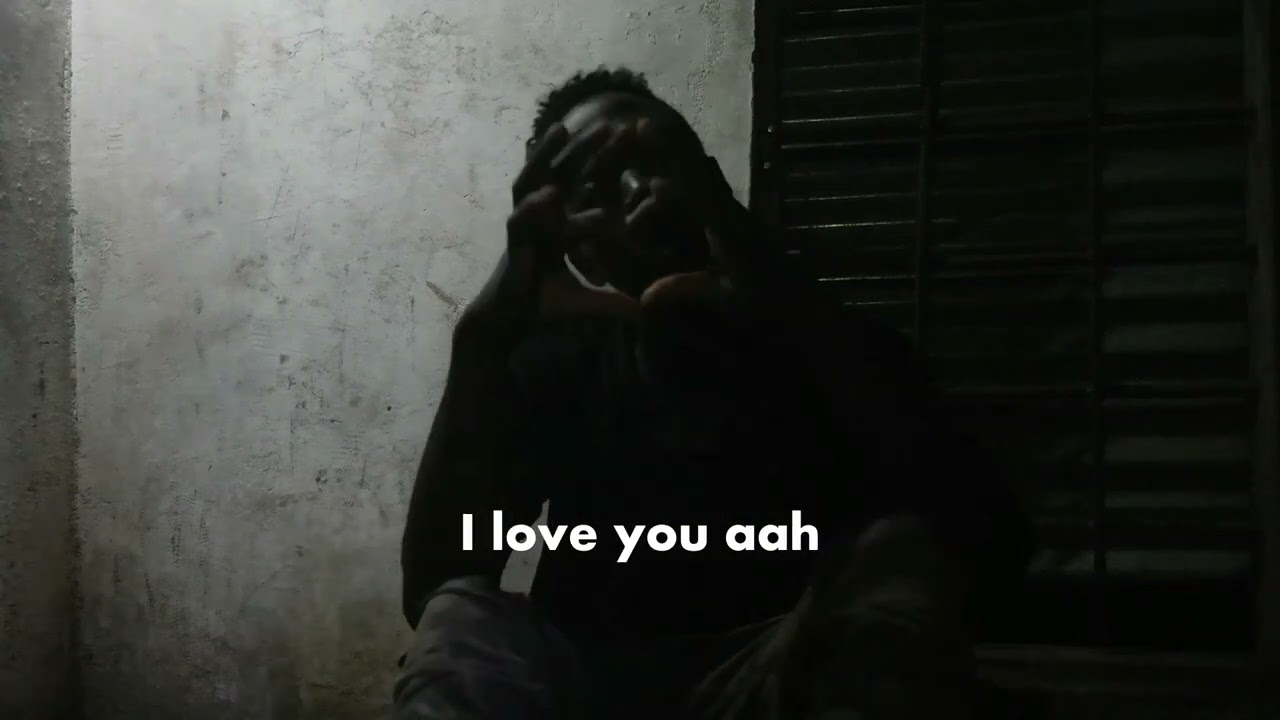 TOMSTAR_-_FAR AWAY(LYRICS VIDEO)
