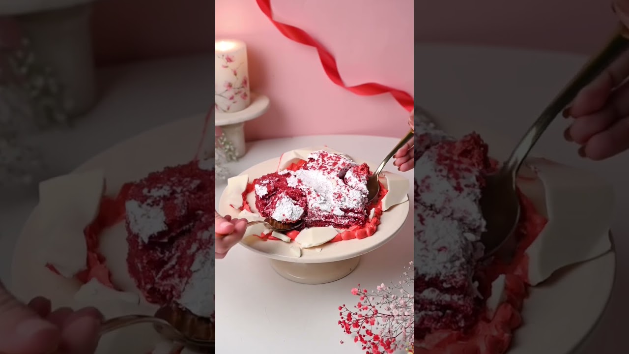 Crack it up with delicious Pinata Cake! | Pinata Hammer Cake by Floweraura #pinata #cake