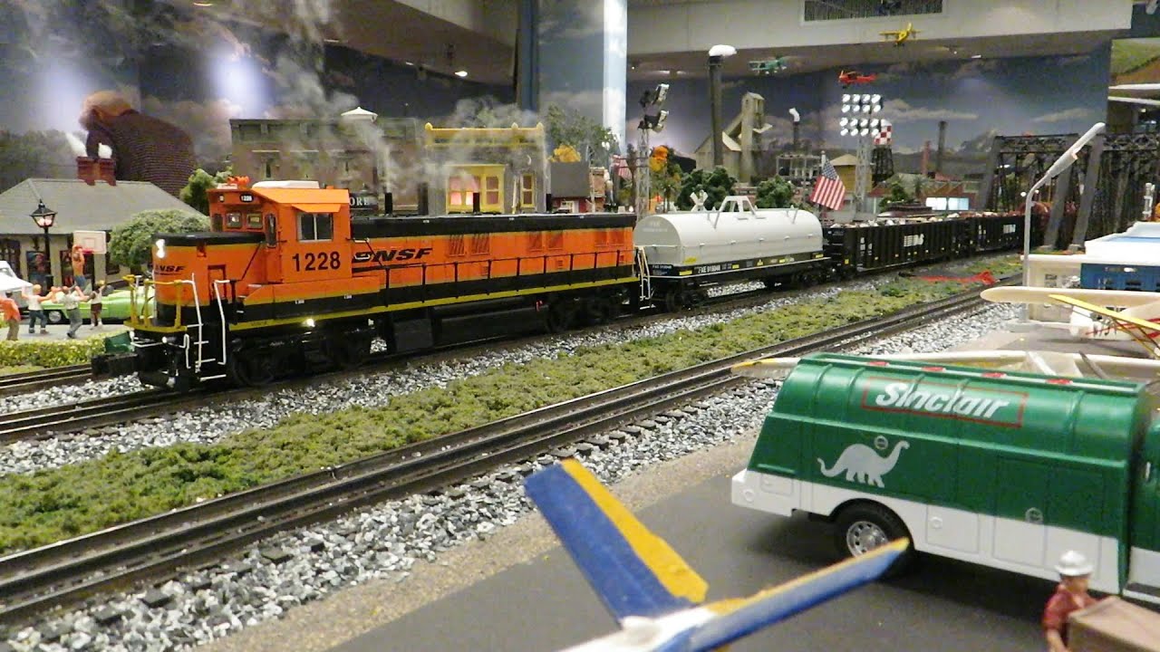 San Diego 3 Railers Lionel BNSF Genset manifest freight action