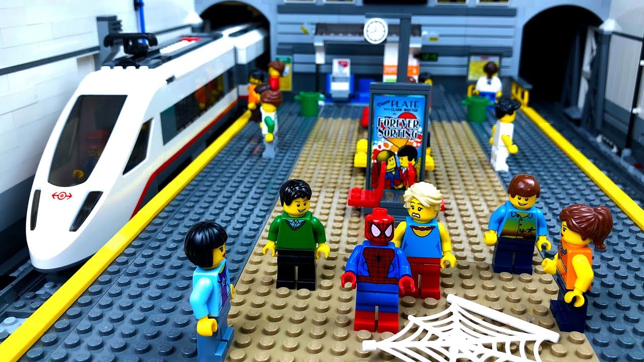 ЛЕГО Анимация🔴 ОСТОРОЖНО! Метро 🚇 Человек Паук - Супер Герой