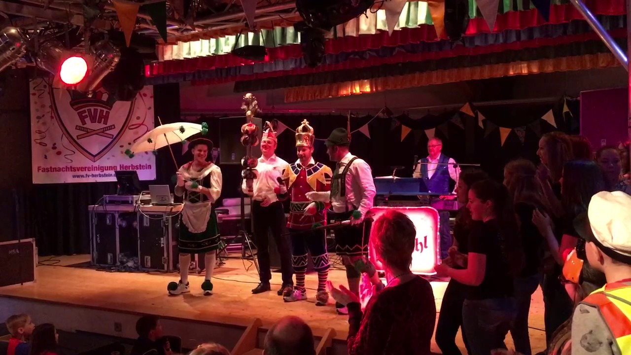 FVH 2017 - Einspringen von Bajazz und Tirolerpaar zur traditionellen Eröffnung des Rosenmontages!
