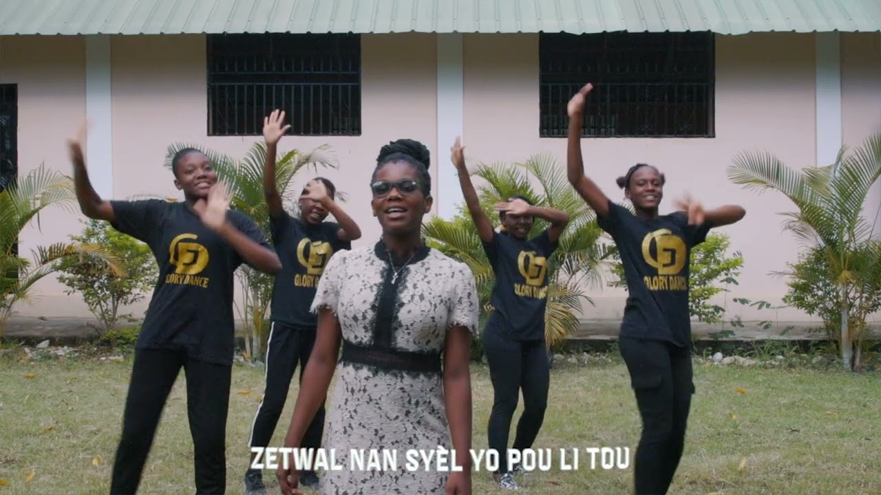 Bondye m Nan Si Gran (ft Wilberda, culte des enfants de l'église baptiste Maranatha de Hinche