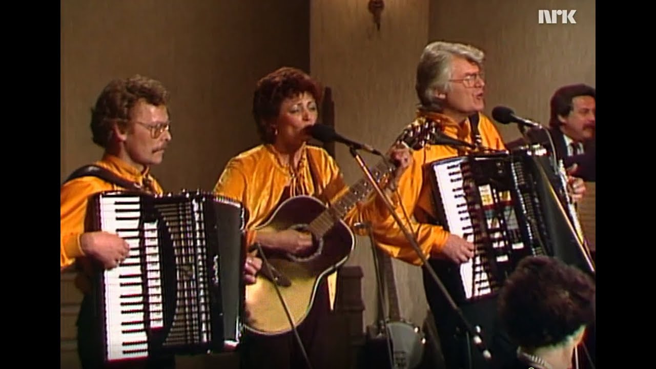 Lis och Per från Danmark framför 