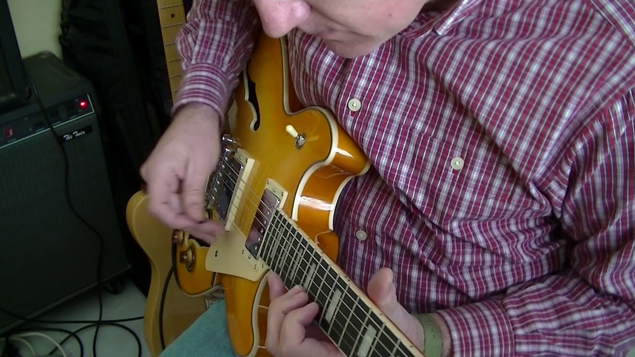 Harley Benton HB-35 plus - 