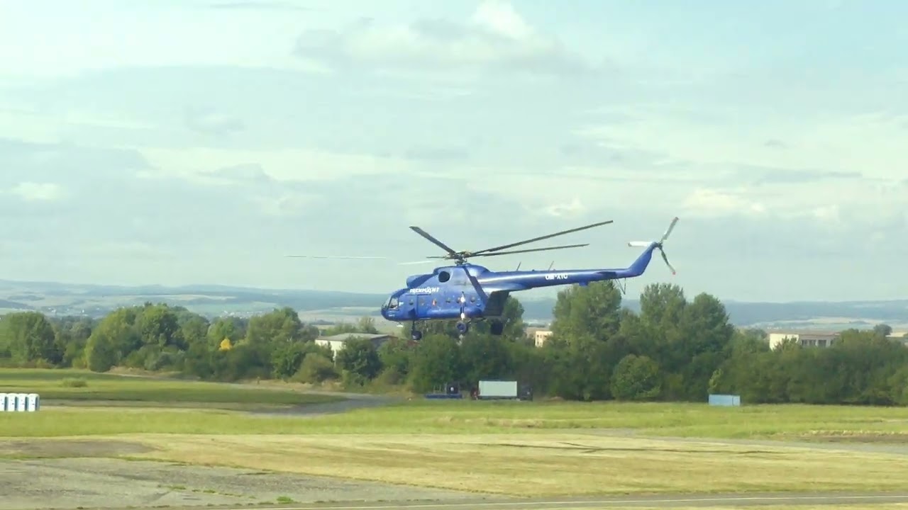 Mil Mi-8 OM-XYC vzlet z Olomouckého letiště 