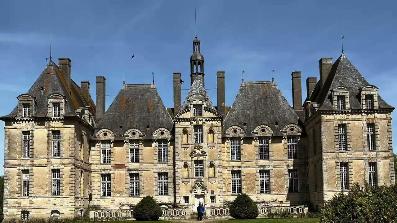 Le Chateau de Saint-Loup