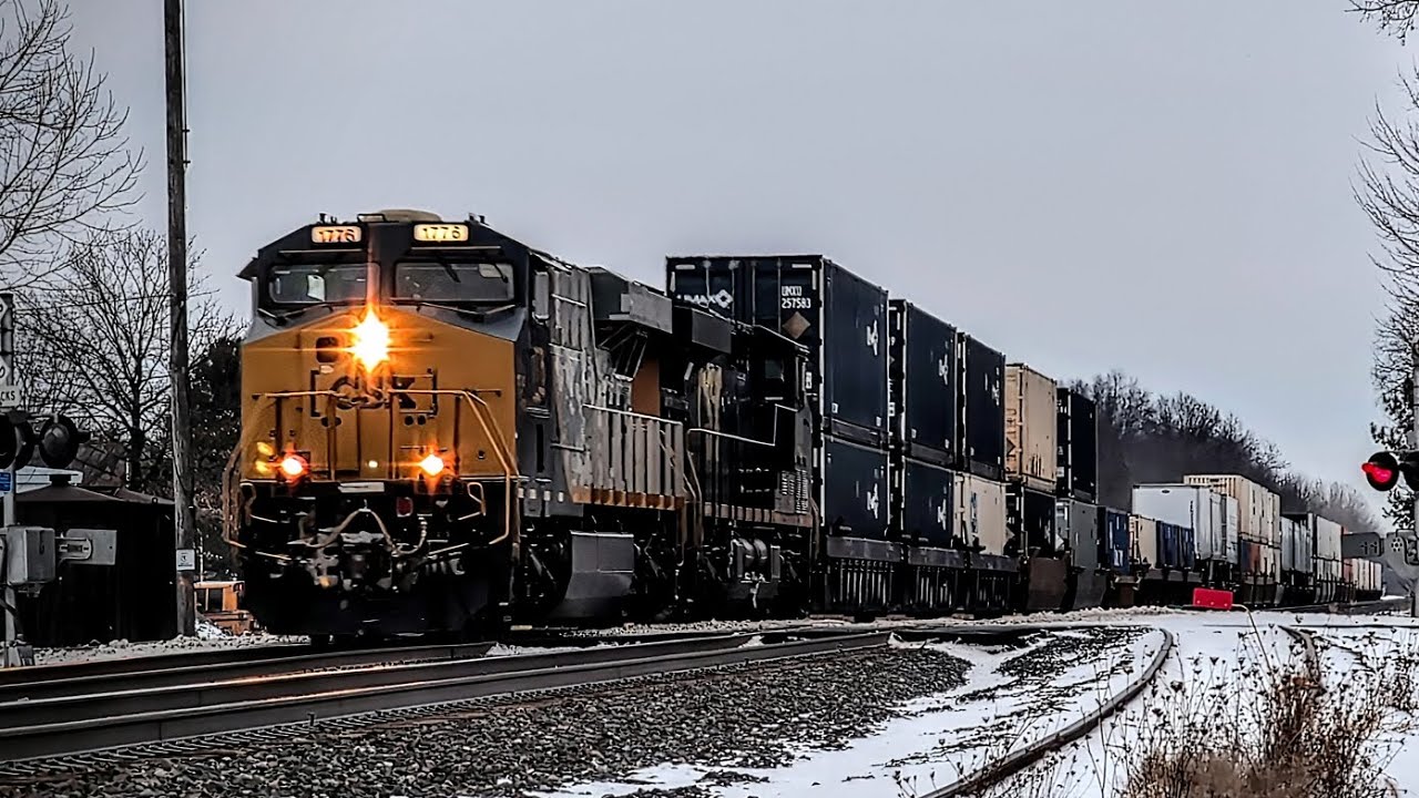 A snowy day of railfanning in Spencer and LaGrange with @NEORailfanning and @railfaner2497 