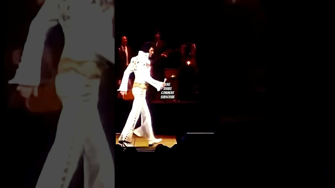 Elvis Presley karate kicks a fan #elvispresley #elvis #live #performance #karate #fight #music #new