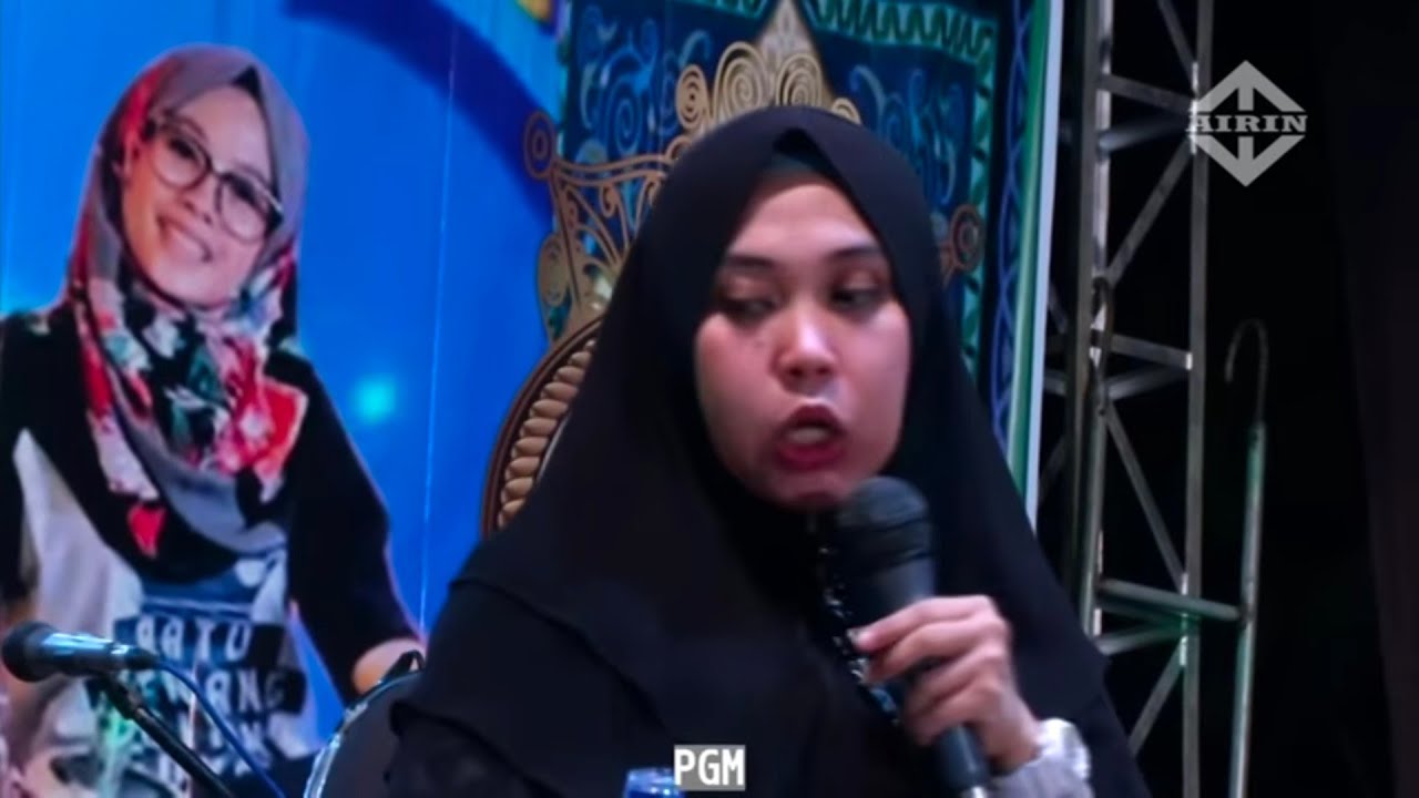 Masih ingat  HJ. KHARISMA 20Th YANG LALU??? NIH Gempar Live Selojari Atas