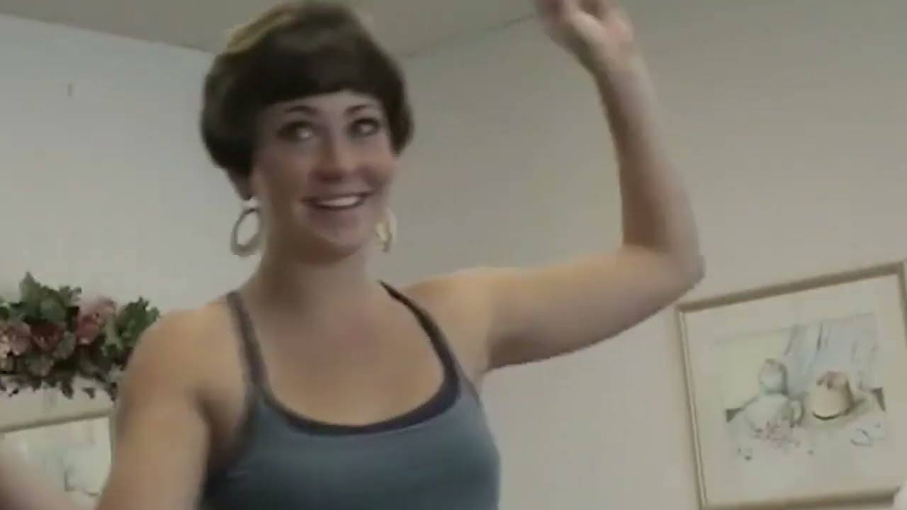 Ashley SX - Pt 2: Wedge Cut w/ Blunt Bangs (TA77.net Mini)