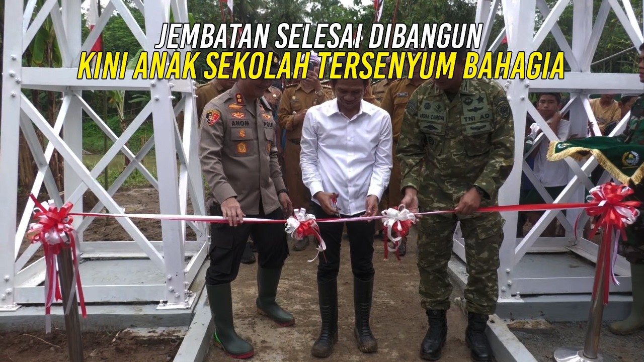 BIASA SEBRANGI SUNGAI DENGAN PERAHU | KINI ANAK SEKOLAH TERSENYUM BAHAGIA JEMBATAN SELESAI DIBANGUN