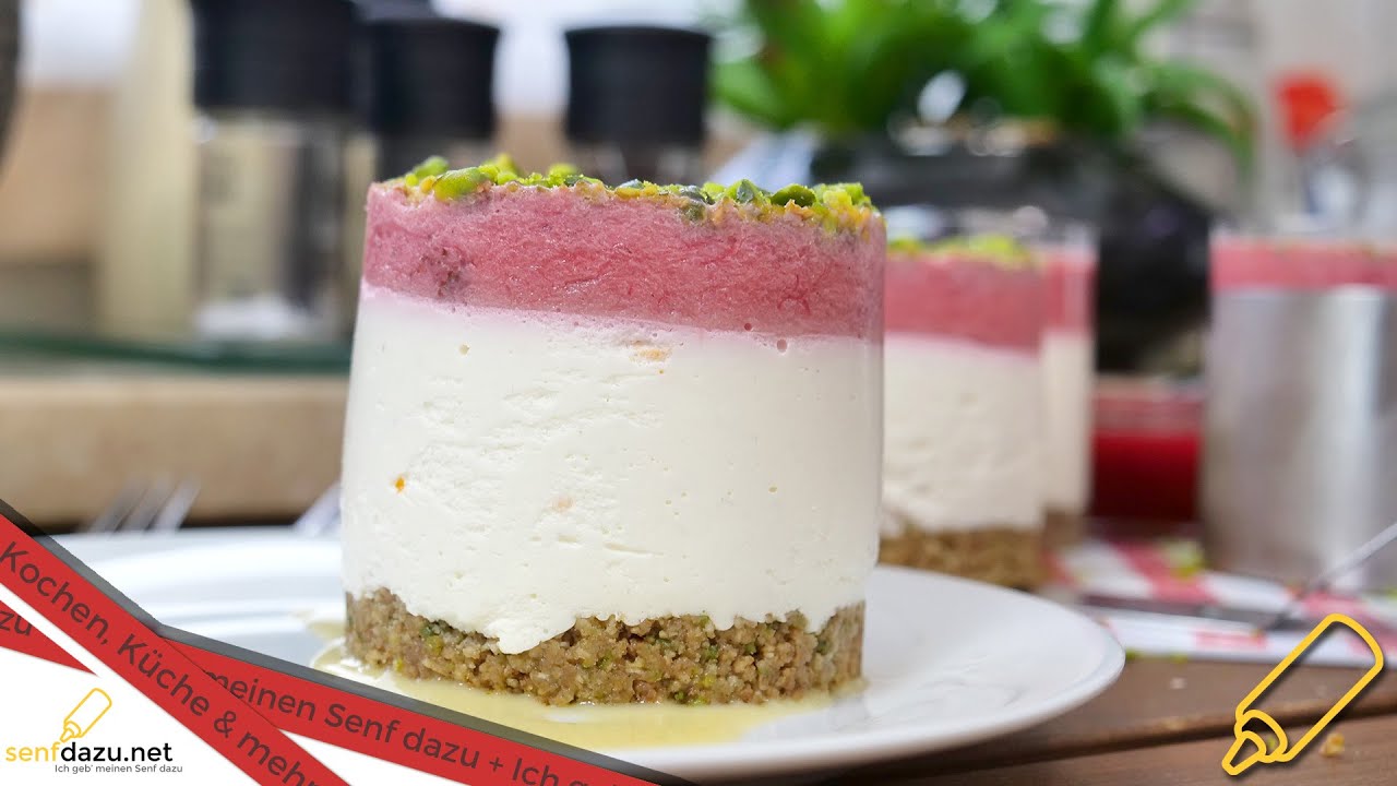 Erdbeer Rhabarber Eierlikör Quark Törtchen | Leichte, Frische Frühlingsgefühle | Osterprojekt 2021