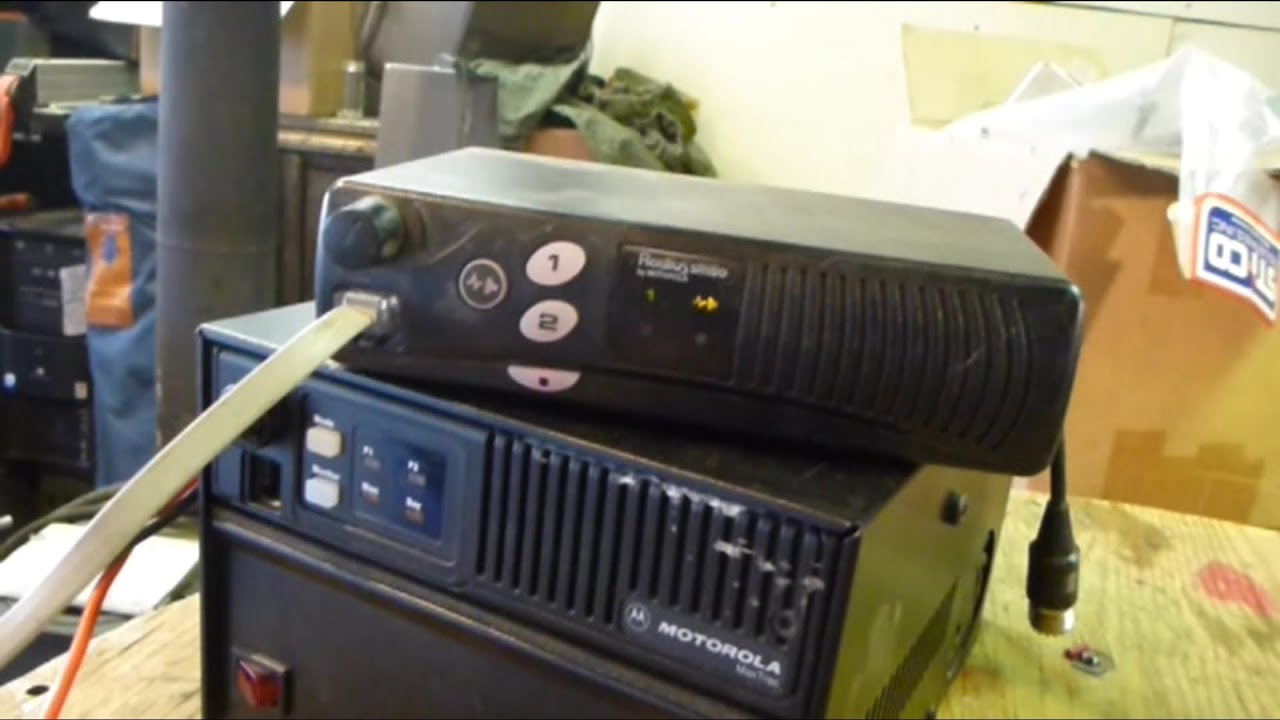 Surplus Radio Guide Series, Programming Motorola Maxtrac & Radius models