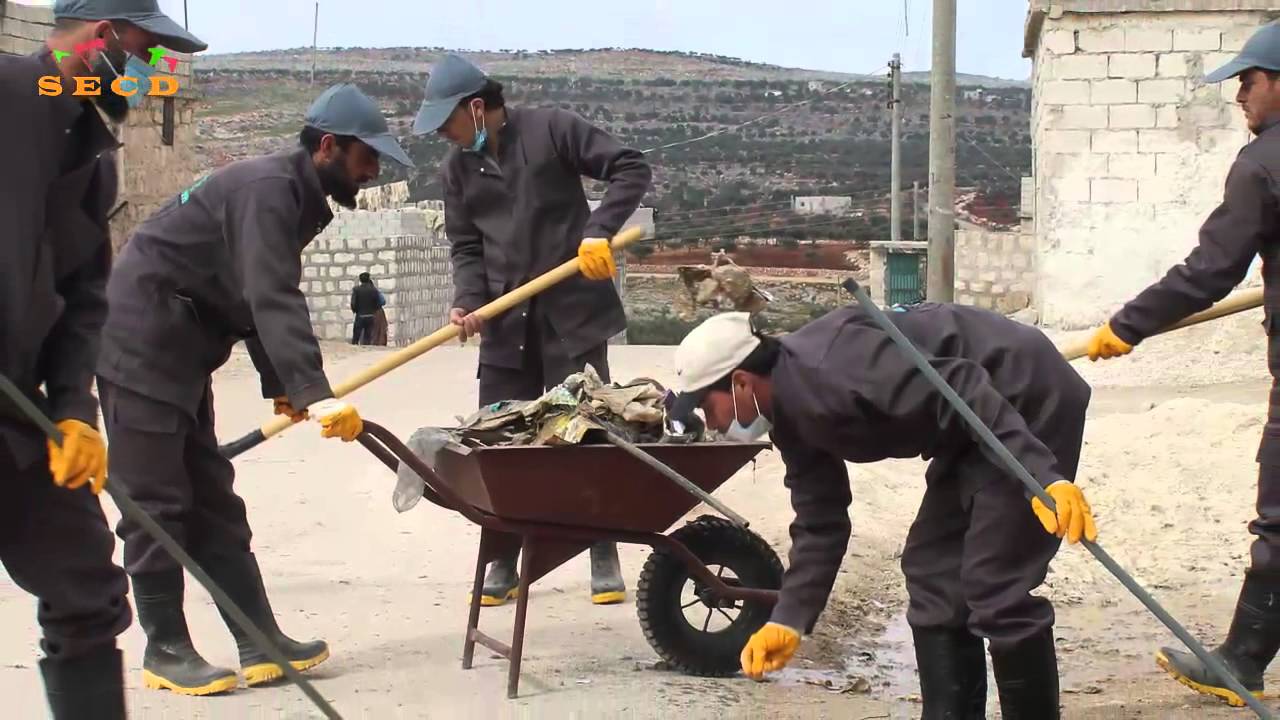 SECD تقوم بحملة نظافة في قرية معارة الأتارب