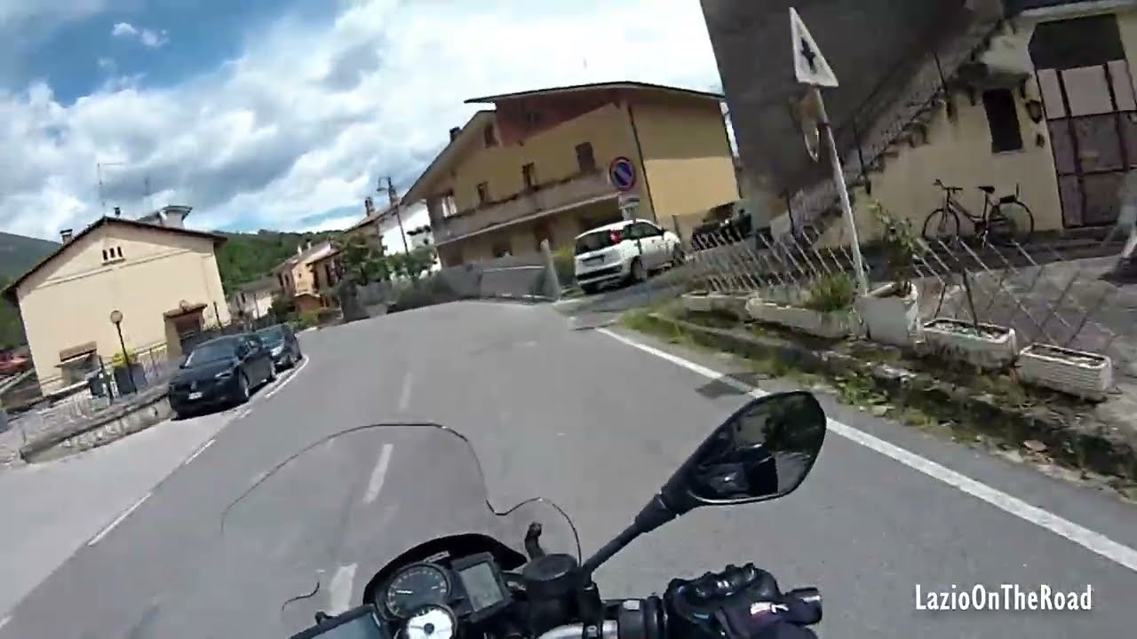 [In Moto] Lago del Salto 2 [HD]