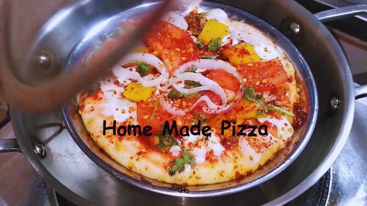 নামীদামী রেষ্টুরেন্টের মত Pizza ঘরেই তৈরি করে নিতে পারেন। Pizza Recipe. Popular Food Cooking.