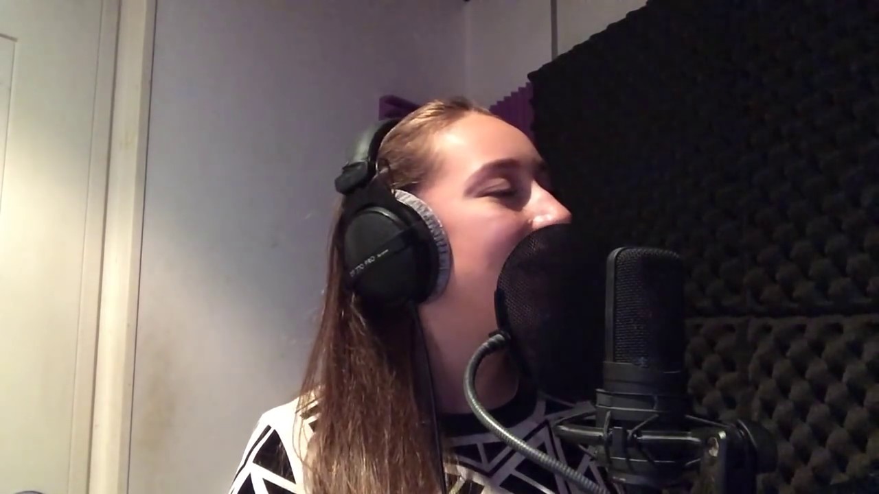 'HOTTER THAN HELL' by Dua Lipa (Cover by Annabel Turner)