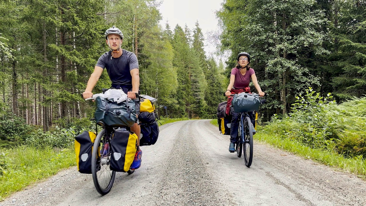 1 Mois à Vélo en Europe du Nord | Mini Documentaire