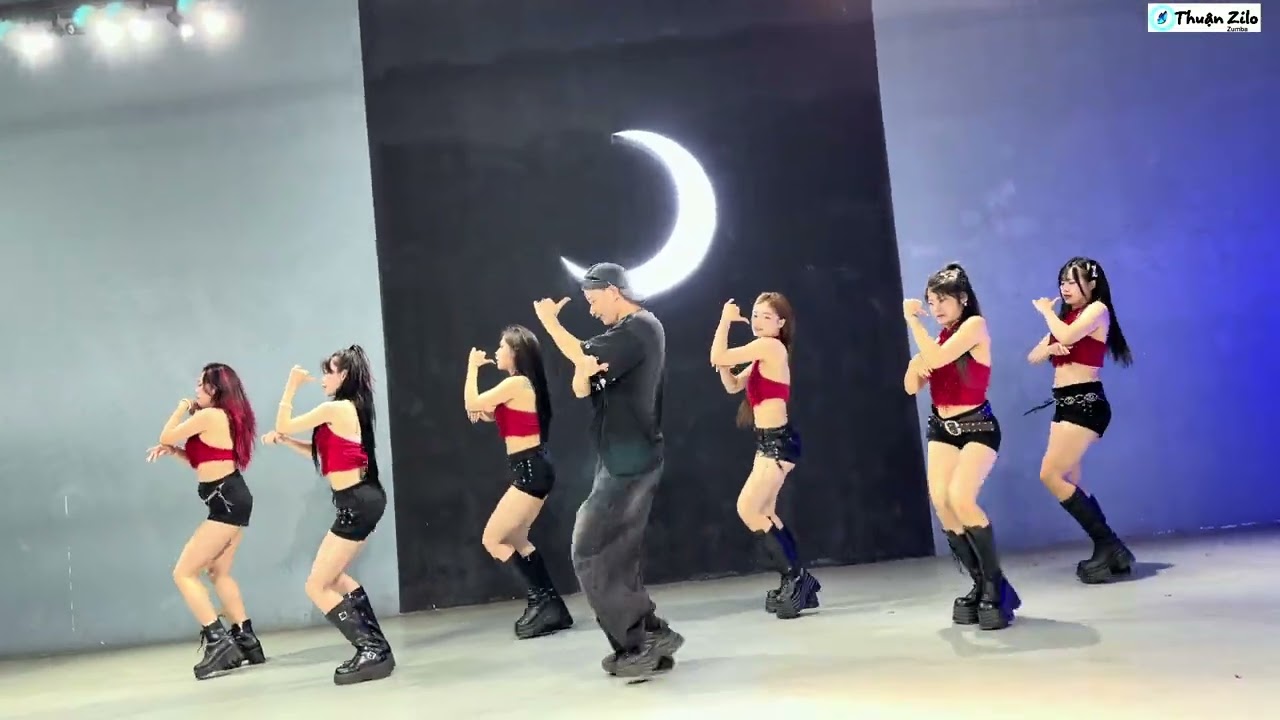 HẠT MƯA VƯƠNG VẤN Remix ( Choreo Thuận Zilo )  