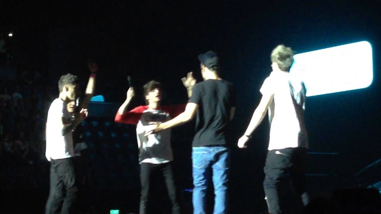 One Direction Twitter Questions - Auckland, 12 October 2013