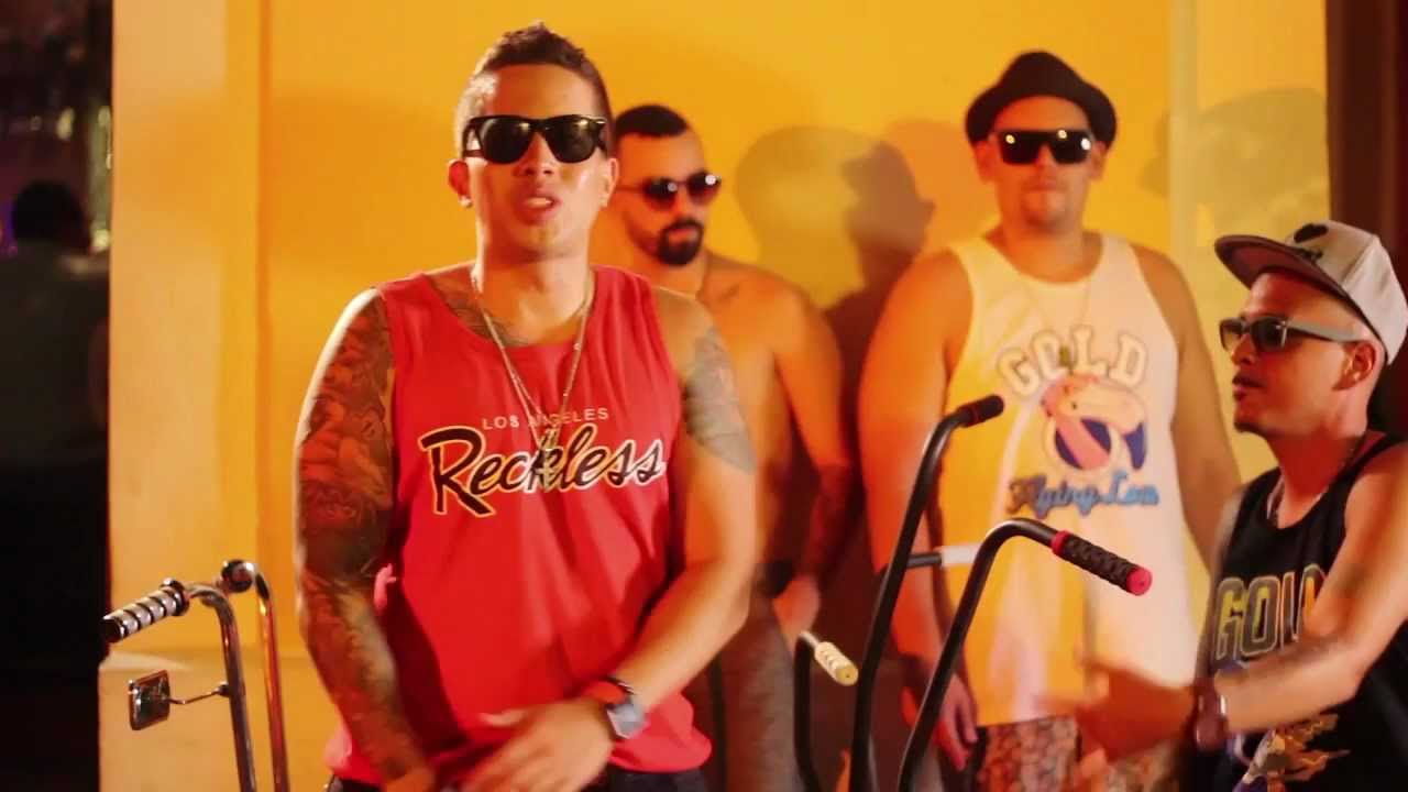 Departamento del Ritmo ft. De La Ghetto - Saca la Chamaca (Remix)