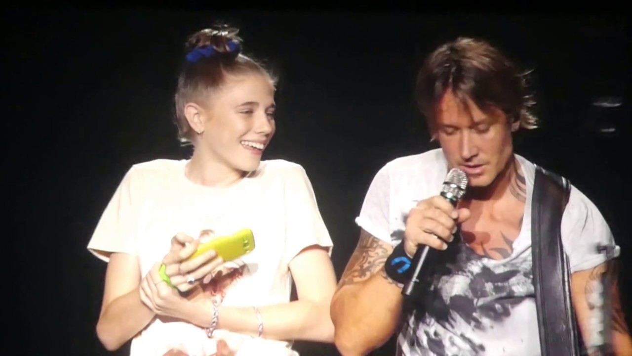 Keith Urban meets Briana Dinsdale *Fun in Brisbane ❤17/12/16