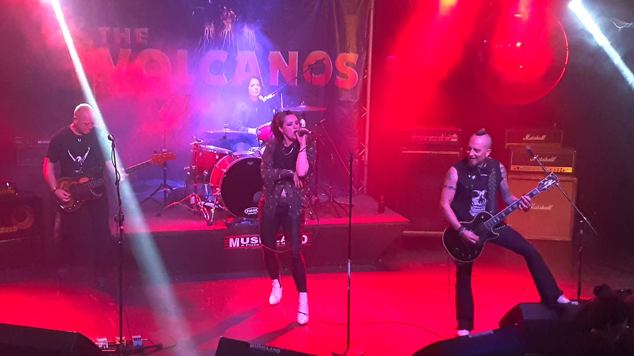 Call Me - Blondie LIVE 2019 by The Volcanos - At Musicland Melbourne