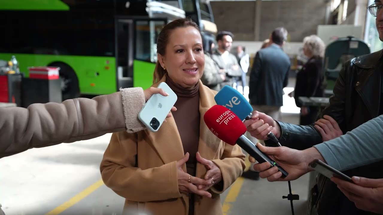 Nuevo impulso a la capacidad de Titsa con las primeras guaguas de dos pisos de Canarias