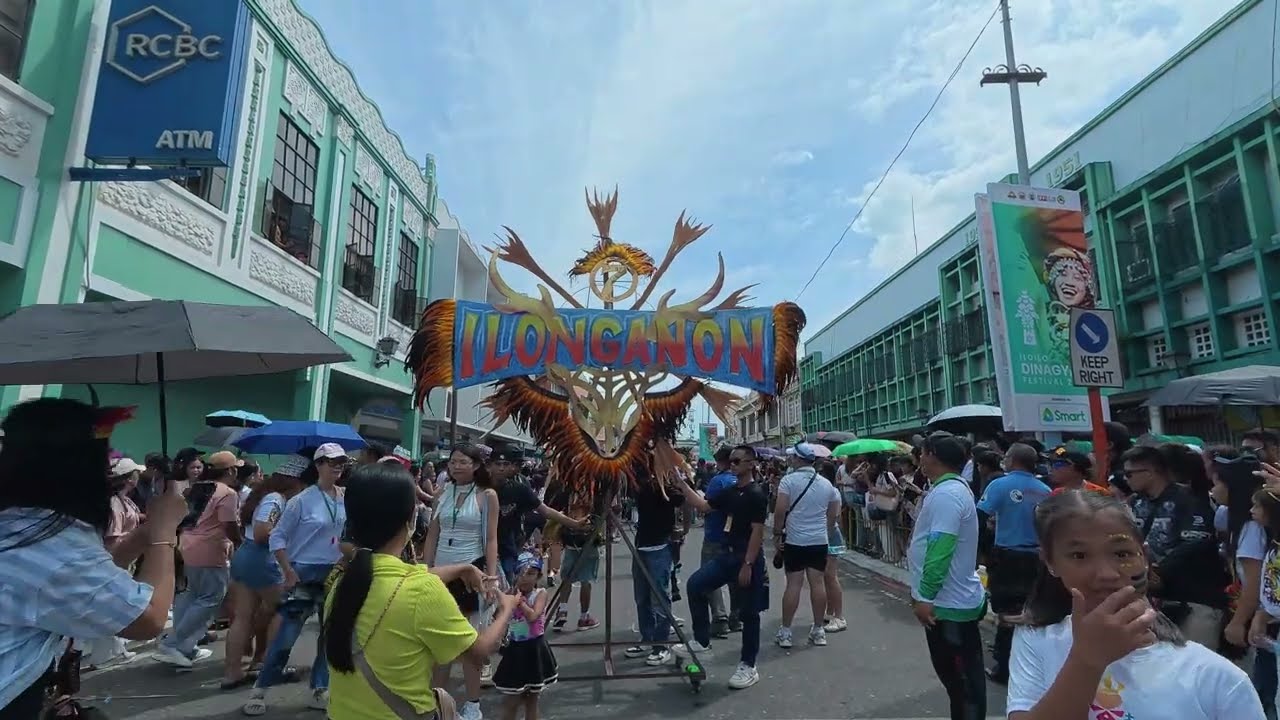 SAKSIHAN ANG TRIBU ILONGANON Dinagyang 2026 street dancing at Calle Real