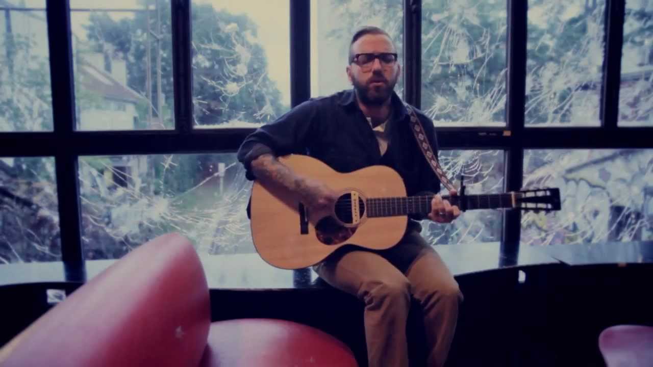 City and Colour &mdash; Fragile Bird (Live Acoustic, Paris)