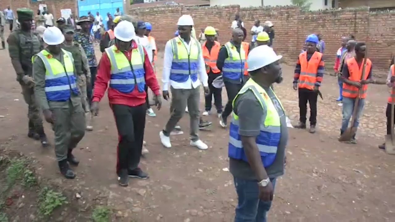 KADUTU : LES TRAVAUX DE RÉHABILITATION DE AXÉ STADE DE KADUTU , ROND POINT CARREFOUR-LYCÉE MAPATANO