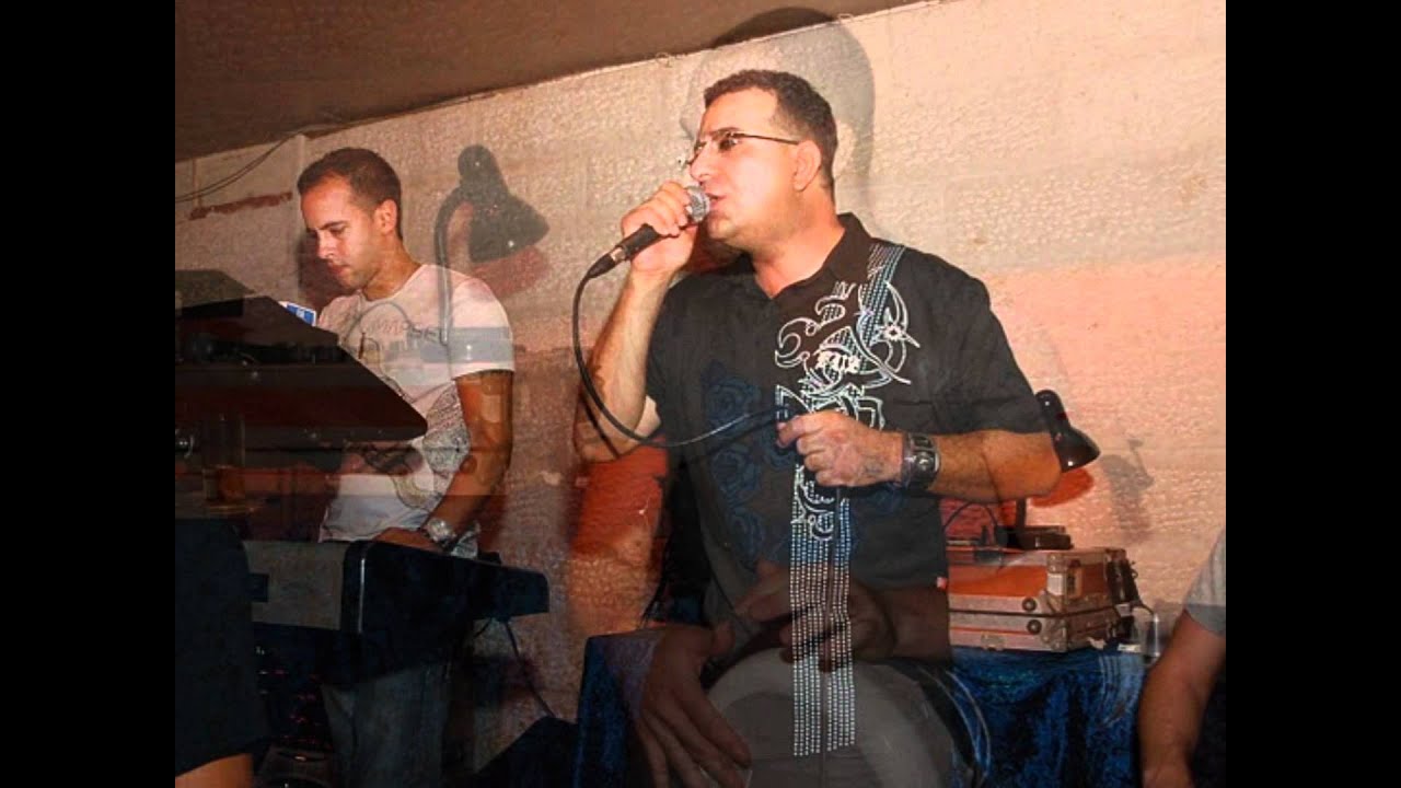 מחרוזת תימנית רפי נהרי בהופעה.wmv